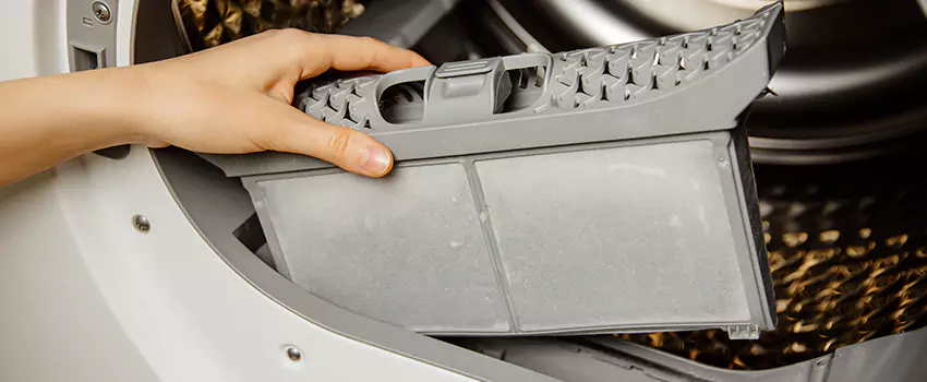 Signs Of A Clogged Dryer Lint Trap in Staunton, Virginia